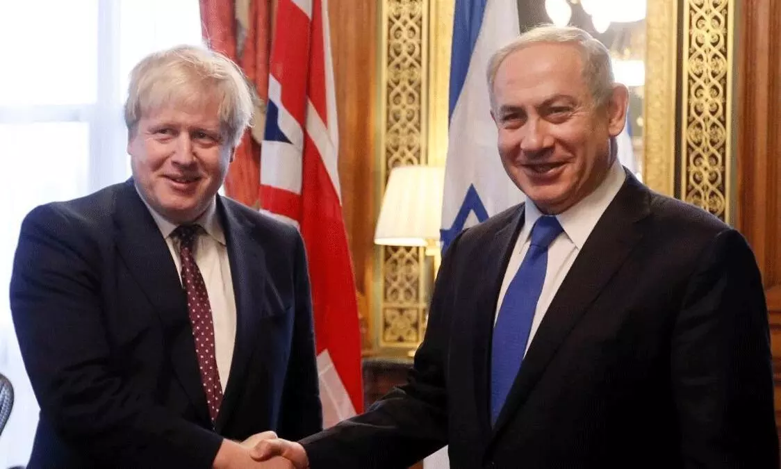 Boris Johnson, Unleashed adlı kitabında, Netanyahu‘nun 2017‘de bakanlığını ziyaret etmesinin