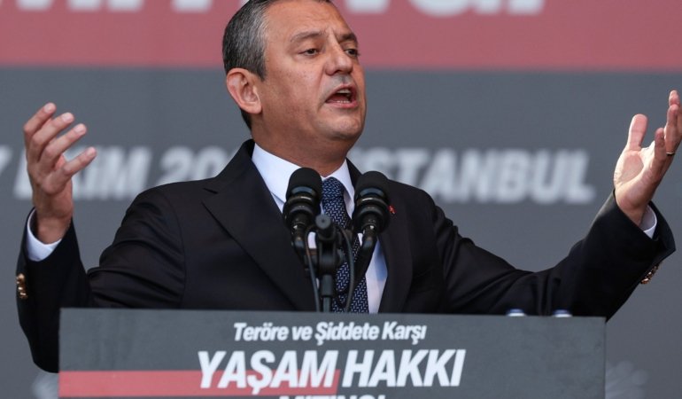 CHP Genel Başkanı Özgür ÖZEL, ülkenin birlik ve beraberliğinin teminatı olduklarını söyledi