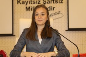 manisanin-ilk-kadin-belediye-baskani-gulsah-durbay-ilk-meclisini-yonetti-eko4