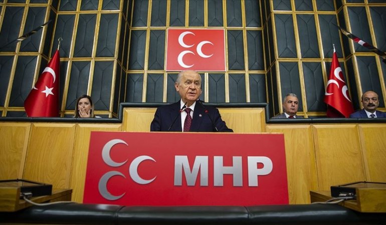 MHP’li 3 milletvekili istifa etti