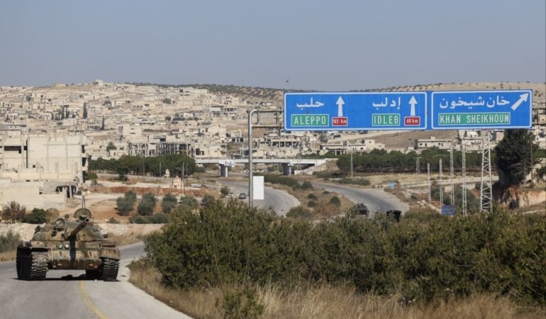 Suriye, cihatçı isyancılara karşı saldırı başlattı