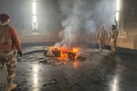 turbe-atese-verildi-hafiz-esadin-lazkiye-kardahadaki-mezari-yikildi-kqak