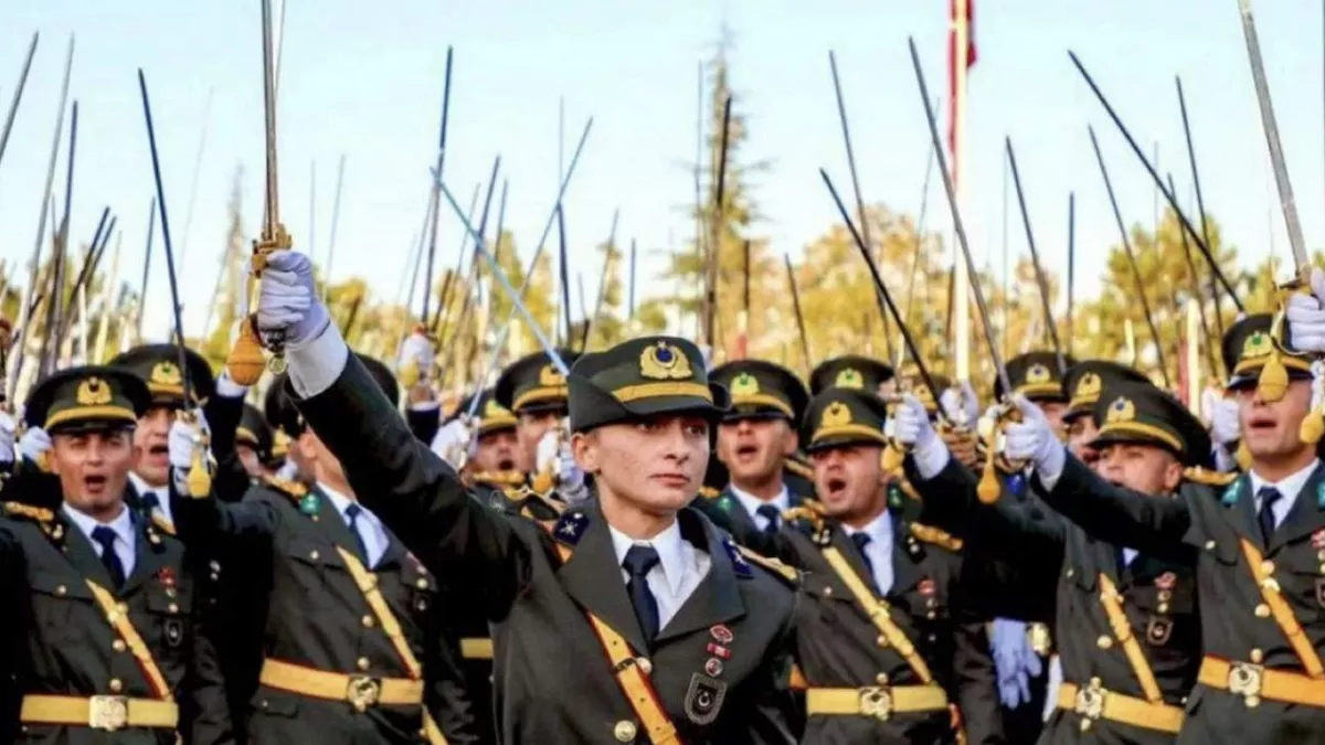 Geçtiğimiz yıl 30 Ağustos’ta yapılan Kara Harp Okulu mezuniyet töreninde
