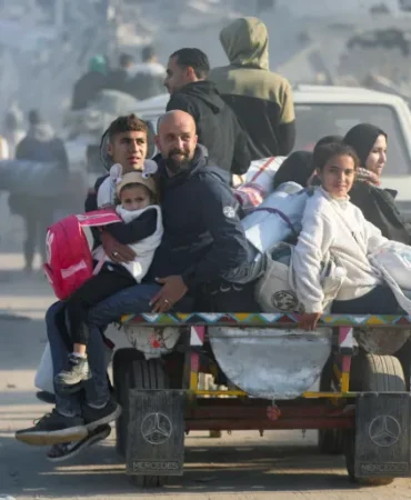 2025-01-29T123104Z_1661503142_RC2IJCAE5K0N_RTRMADP_3_ISRAEL-PALESTINIANS-GAZA-CEASEFIRE-1738182678