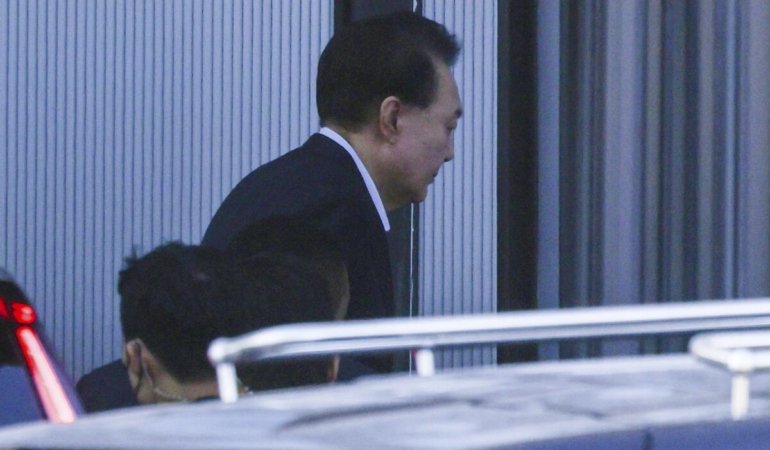 Yoon Suk Yeol, Güney Kore’nin tutuklanan ilk cumhurbaşkanı oldu