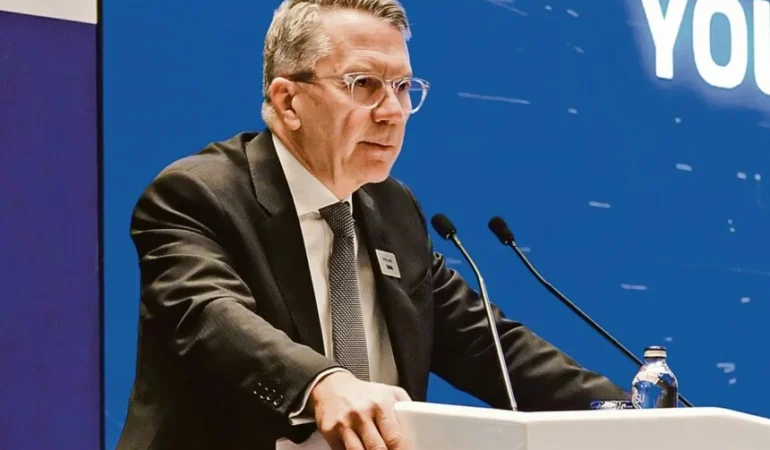 İktidarı eleştiren TÜSİAD yöneticisi Ömer ARAS hakkındaki soruşturmaya tepkiler! CHP’den destek, MHP’den eleştiri…