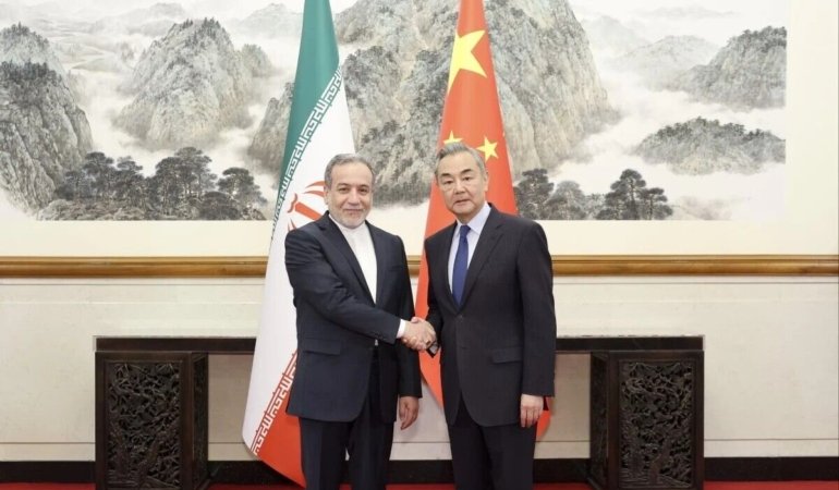 İran ve Çin arasında ekonomik ve politik işbirliği
