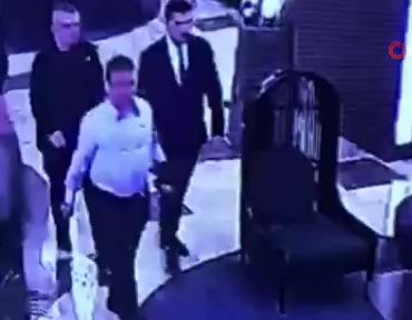 680f47b76ff75_ibb-sorusturmasinda-ikinci-dalga-operasyon-gozalti-sayisi-52ye-yukseldi