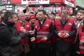 ozgur-celik-ten-filistin-e-destek-yuruyusune-izni-verilmemesine-tepki-bilal-erdogan-a-izin-var-ama-chp-ye-izin-yok-bunu-kabul-etmiyoruz