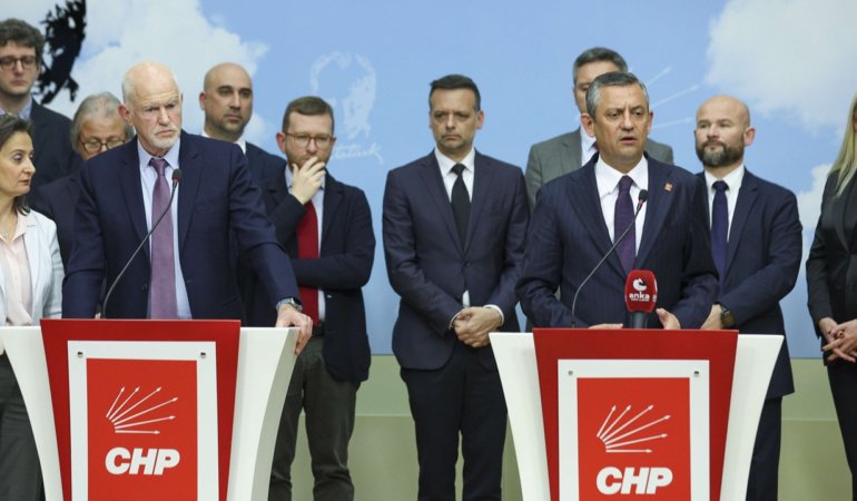 CHP lideri Özgür Özel, Avrupa Sosyalist Partisi heyeti ile görüştü, Erdoğan ve Suriye konusunda…