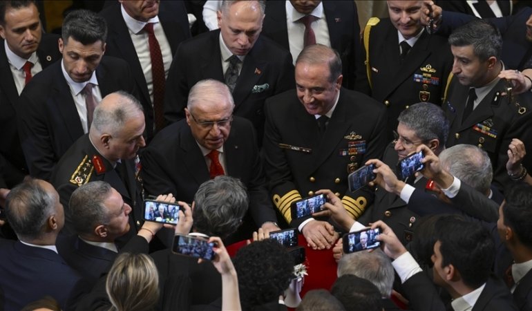 Yaşar Güler, Irak’ta yaşamını yitiren asker için “Drone attılar, o da bizim Mehmetçiğe çarptı” dedi