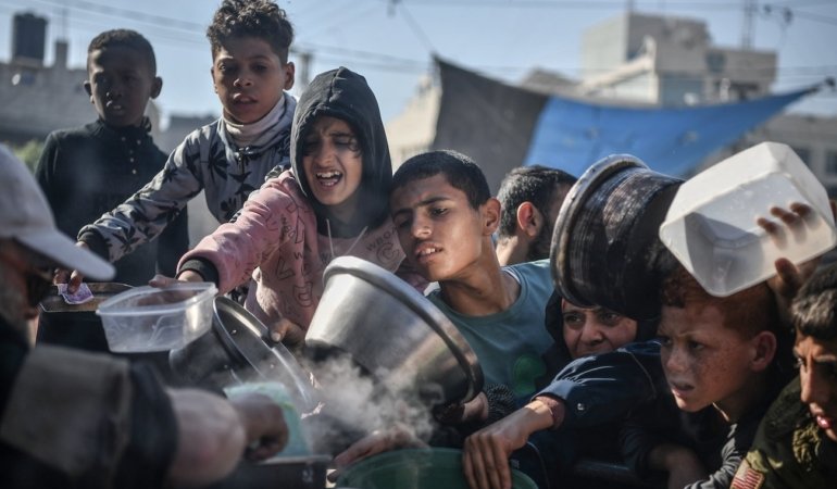 Dünya liderleri İsrail’i Gazze’deki vahşi saldırıları durdurmaya çağırdı