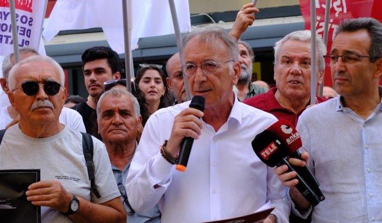 İsrail’in Gazze Soykırımı İzmir’de protesto edildi! İzmir Baro Başkanı Sefa Yılmaz açıklama yaptı, Madleen yardım gemisine müdahale kınandı