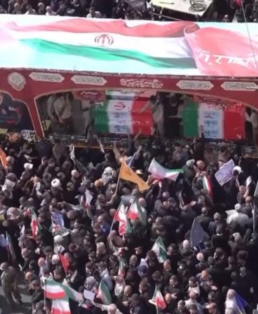 250629_gma_moore_iran1_hpMain_16x9_1600