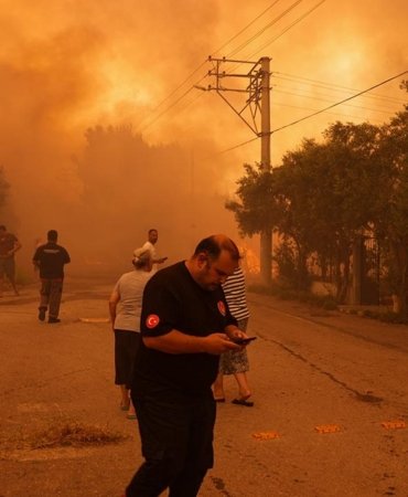 izmir-yangin-aa-2375206