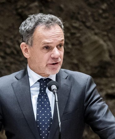 rkgygEJafke_0_0_2779_1853_0_x-large