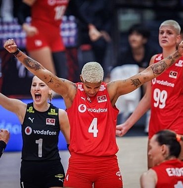 abd-yi-3-1-maglup-eden-filenin-sultanlari-dunya-sampiyonasi-nda-yari-finalde-yukseldi