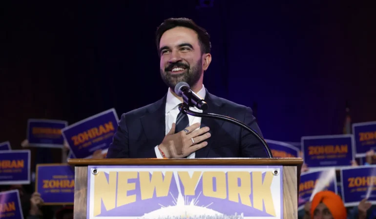 New York belediye başkanlığı seçimini kazanan ZOHRAN MAMDANİ, şehrin ilk Müslüman belediye başkanı olacak