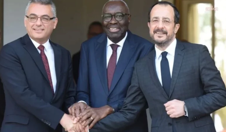 KKTC Cumhurbaşkanı Erhürman ile GKRY lideri Hıristodulidis görüşmesinde 10 maddelik paket masadaydı