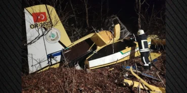 xrwma-aeroplano-tourkia2