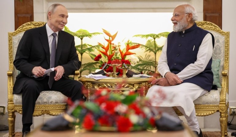 Putin’in Hindistan ziyaretinde Modi’nin mesajı “barış” oldu, Avrasya Ekonomik İşbirliği görüşmeleri…