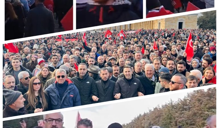 Anıtkabir’de “Ya İstiklal, Ya ölüm” buluşması! Bölünmeye karşı ATATÜRK’te birleşen on binlerce vatandaş Ankara’daydı…