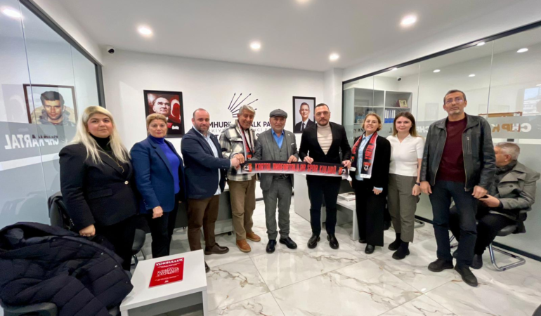 Kartal Anafartalılar Spor Kulübü CHP İlçe Başkanlığını ziyaret etti