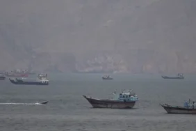 2026-04-22T103436Z_1_LWD455922042026RP1_RTRWNEV_C_4559-IRAN-CRISIS-HORMUZ.MP4.00_01_01_22.Still001