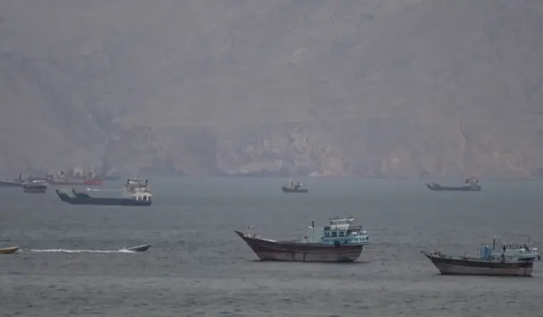 2026-04-22T103436Z_1_LWD455922042026RP1_RTRWNEV_C_4559-IRAN-CRISIS-HORMUZ.MP4.00_01_01_22.Still001