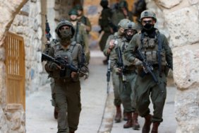 Weekly Israeli settlers' tour in Hebron, in the Israeli-occupied West Bank