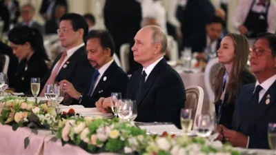 Putin, Rusya-ASEAN zirvesinin açılışında Güneydoğu Asya ile daha derin bağlar