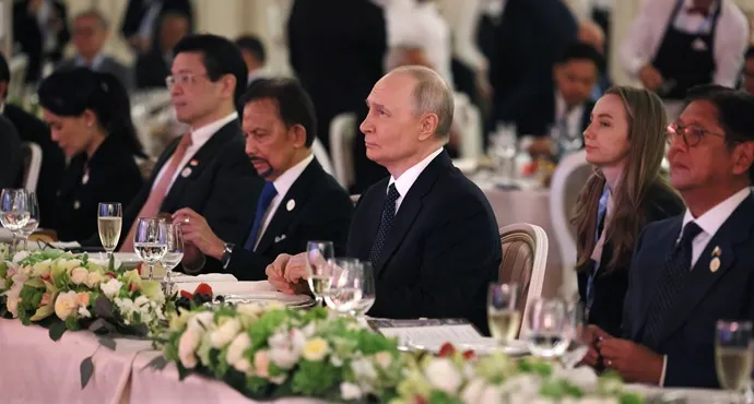Putin, Rusya-ASEAN zirvesinin açılışında Güneydoğu Asya ile daha derin bağlar