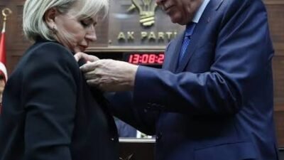 CHP milletvekili Seyit Torun, partisinden ayrılarak AKP’ye geçen İstanbul milletvekili