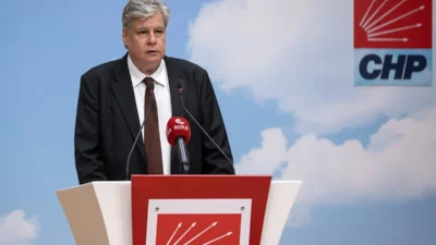 CHP İlke ve Demokrasi Hareketi Sözcüsü Örsan Öymen, partiye yönelik mutlak