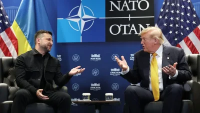 Trump, Zelensky’ye Ukrayna’nın Patriot füze önleyici sistemleri üretmesine izin verileceğini