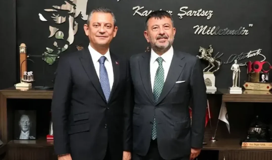 Yeni Parti Genel Başkanı Özgür Özel ve Malatya Milletvekili Veli