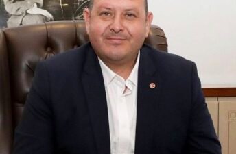 İzmir’de Menderes Belediyesi’ne yönelik “rüşvet” ve “irtikap” soruşturmasında Belediye Başkanı İlkay Çiçek’in
