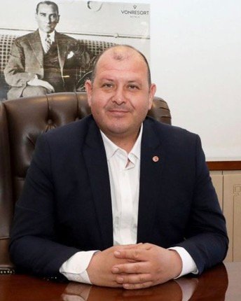 İzmir’de Menderes Belediyesi’ne yönelik “rüşvet” ve “irtikap” soruşturmasında Belediye Başkanı İlkay Çiçek’in