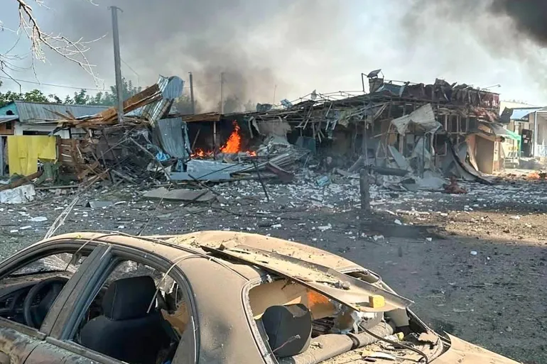Rusya’nın Ukrayna’nın Harkiv kentine düzenlediği saldırılarda 10 kişinin öldüğü, 8