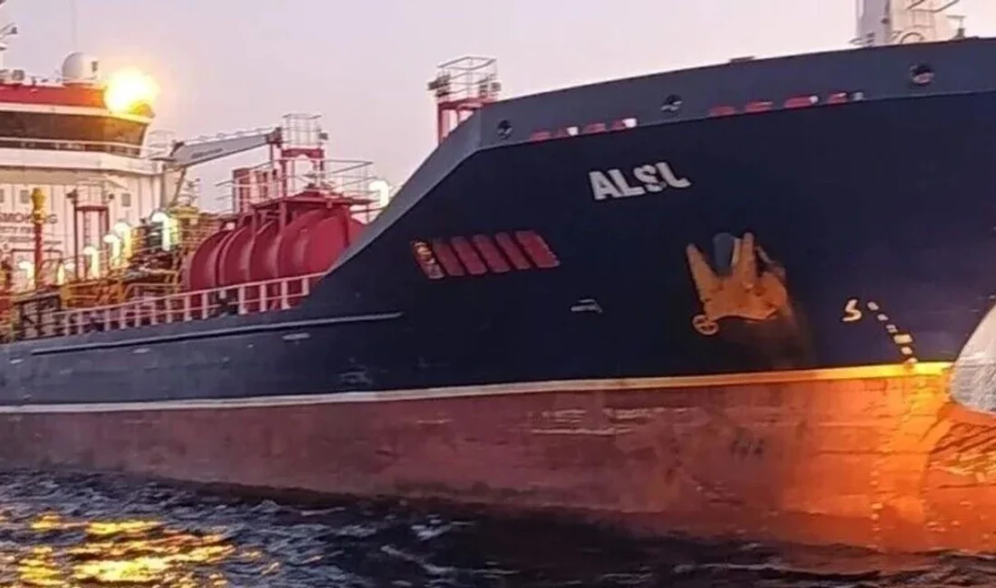 Silivri açıklarında ALSU ile TUĞBERK İMAMOĞLU isimli iki Türk bayraklı