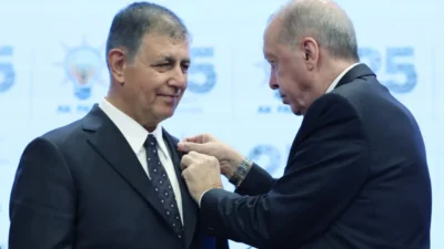 Mutlak butlan kararı sonrası Haziran ayında CHP’den istifa eden İzmir