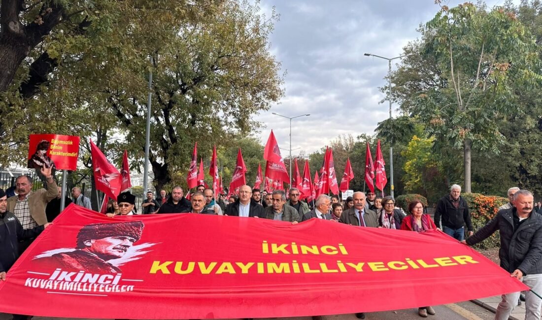 Kendilerini “İkinci Kuvayımilliyeciler” olarak tanımlayan bir grup aydın, akademisyen, sanatçı