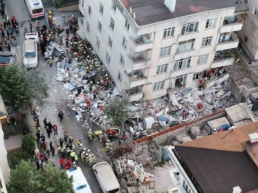 İstanbul’un Maltepe ilçesinde yedi katlı bir binadaki çökme sonucu hayatını